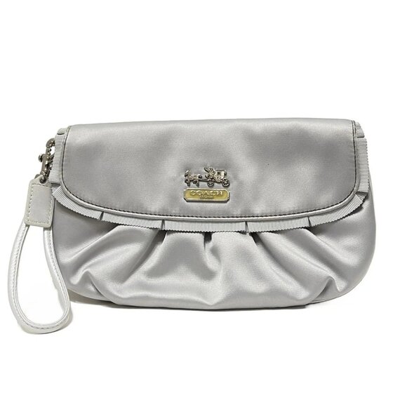 Auth COACH amandelage satin wristlet 43402 Light gray Satin - Pouch - Picture 1 of 6